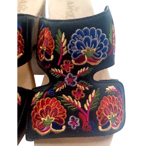 Alegria Womens Linn Blue Embroidered Floral Sandal LIN-601N Size 40 US 8-8.5 - Picture 3 of 13